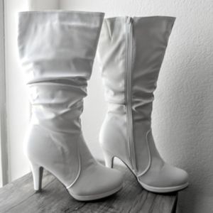 White Boots Top Moda Size 7